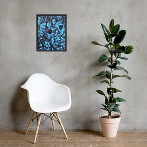 a chair and a plant in a vase on a table 